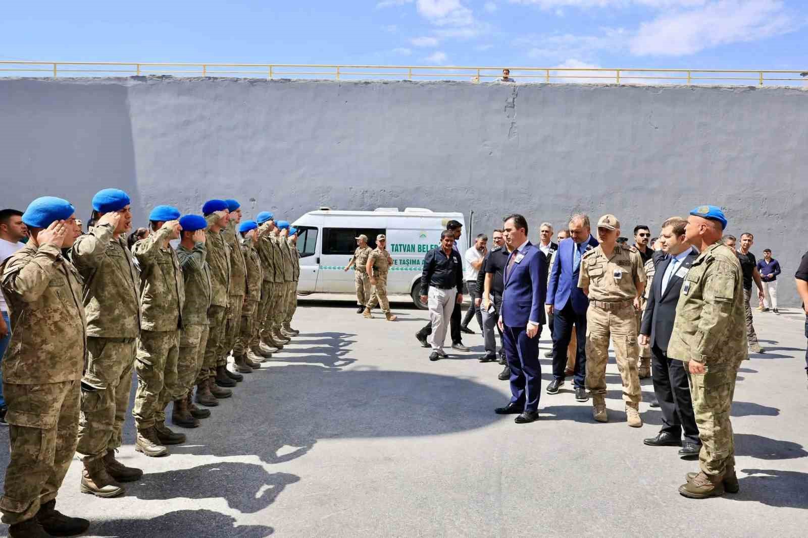 KAZADA HAYATINI KAYBEDEN UZMAN ÇAVUŞ İÇİN TÖREN DÜZENLENDİ