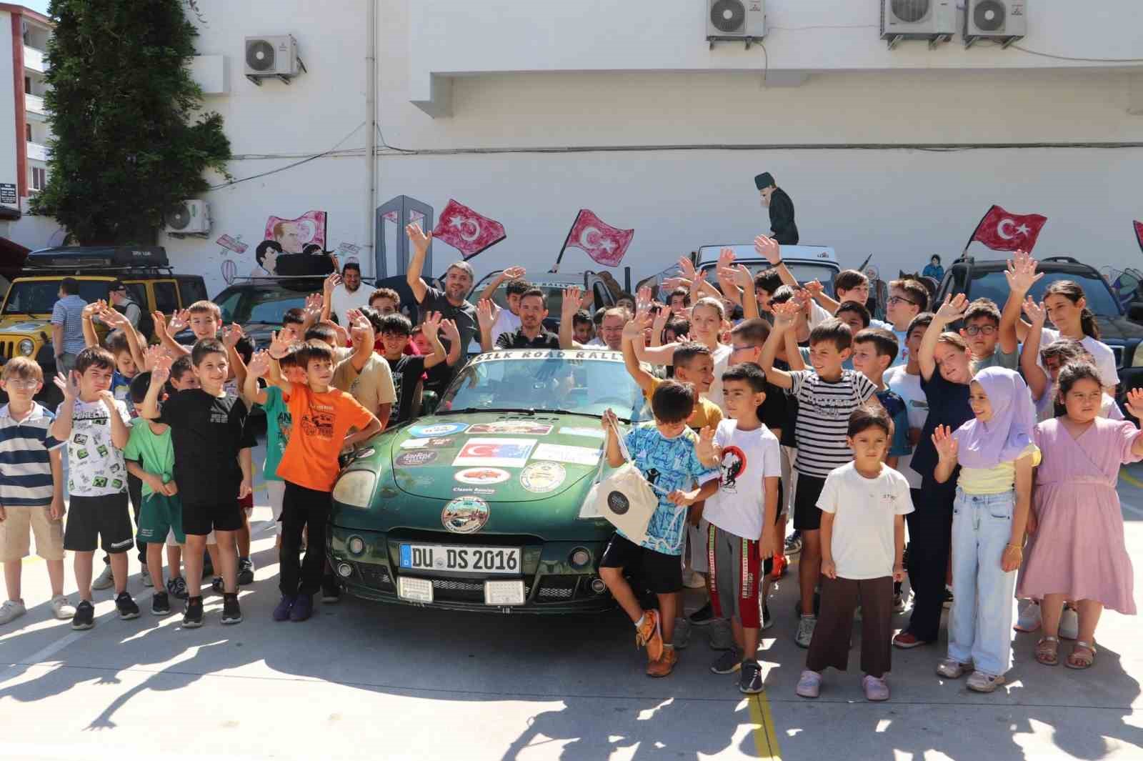 ANATOLİAN DRİVE RALLİSİ’NİN EDREMİT ETABI TAMAMLANDI