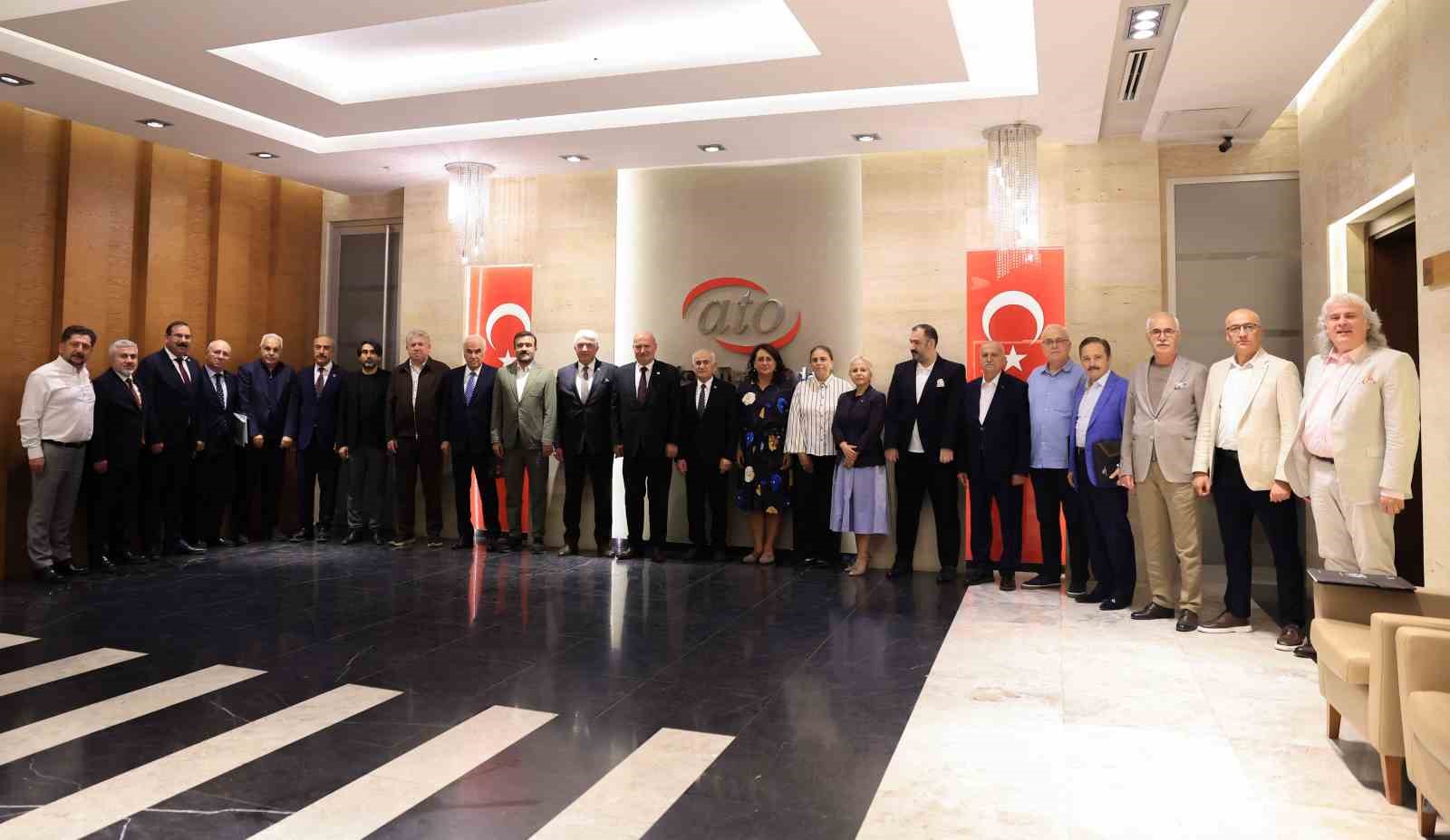 ATO YÜKSEK İSTİŞARE KURULU, ANKARA EKONOMİSİNİN GELECEĞİ İÇİN TOPLANDI