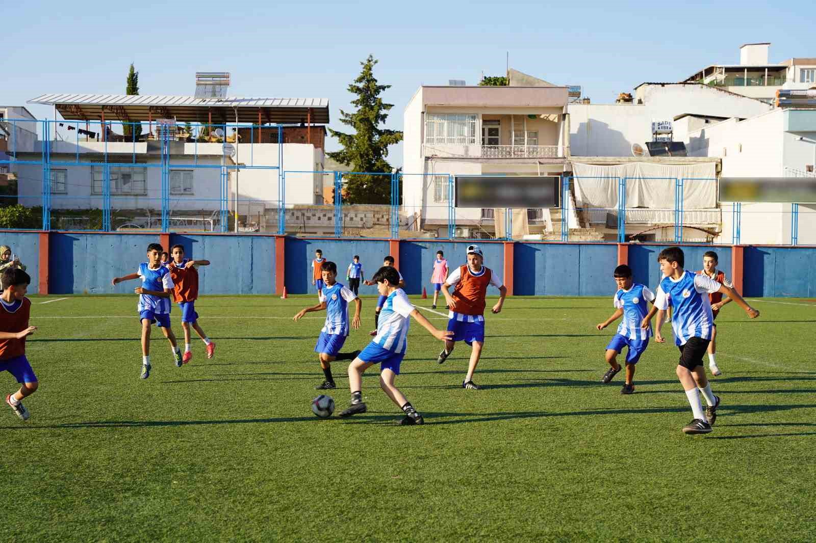 KAHTA BELEDİYESİ’NDEN ÇOCUKLARA SPORLA DOLU YAZ TATİLİ