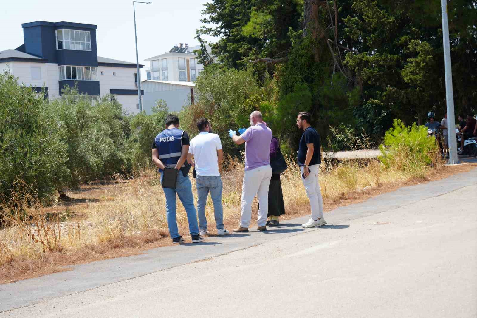 ANTALYA’DA 25 YAŞINDAKİ GENÇ AĞAÇLIK ALANDA ELLERİ ARKADAN BAĞLI HALDE ÖLÜ BULUNDU