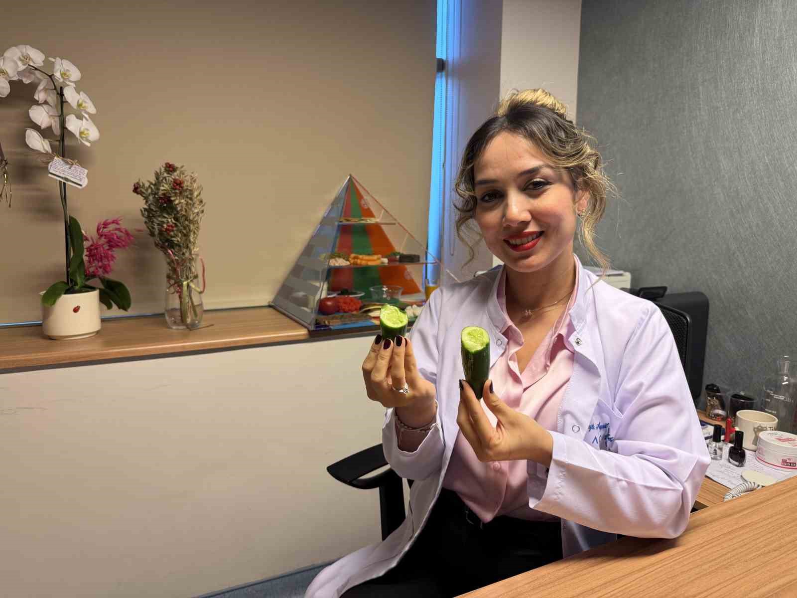 KİLO KONTROLÜNDE ’SES VE DOKUNMA’ ETKİSİ