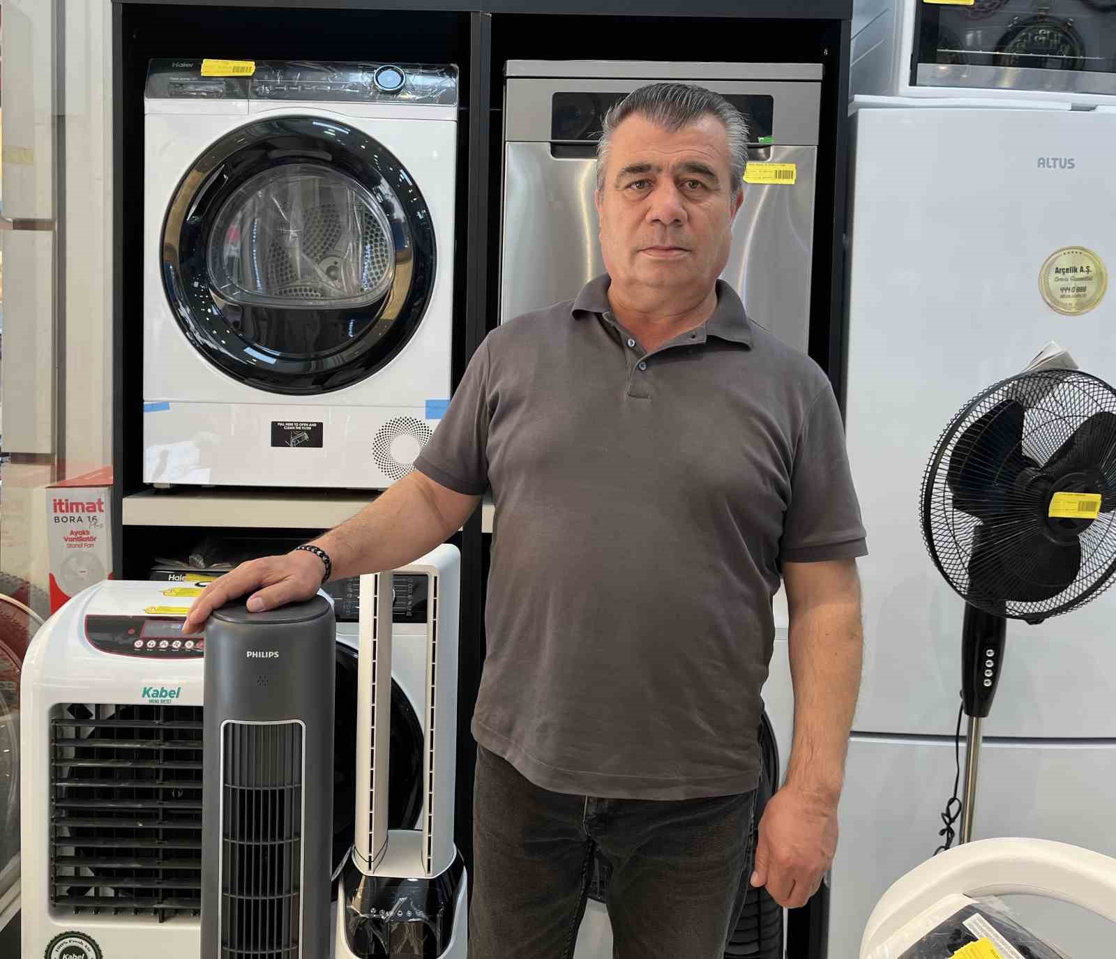 HAVA SICAKLIKLARININ YÜKSELMESİYLE SOĞUTUCULARA OLAN TALEP ARTTI