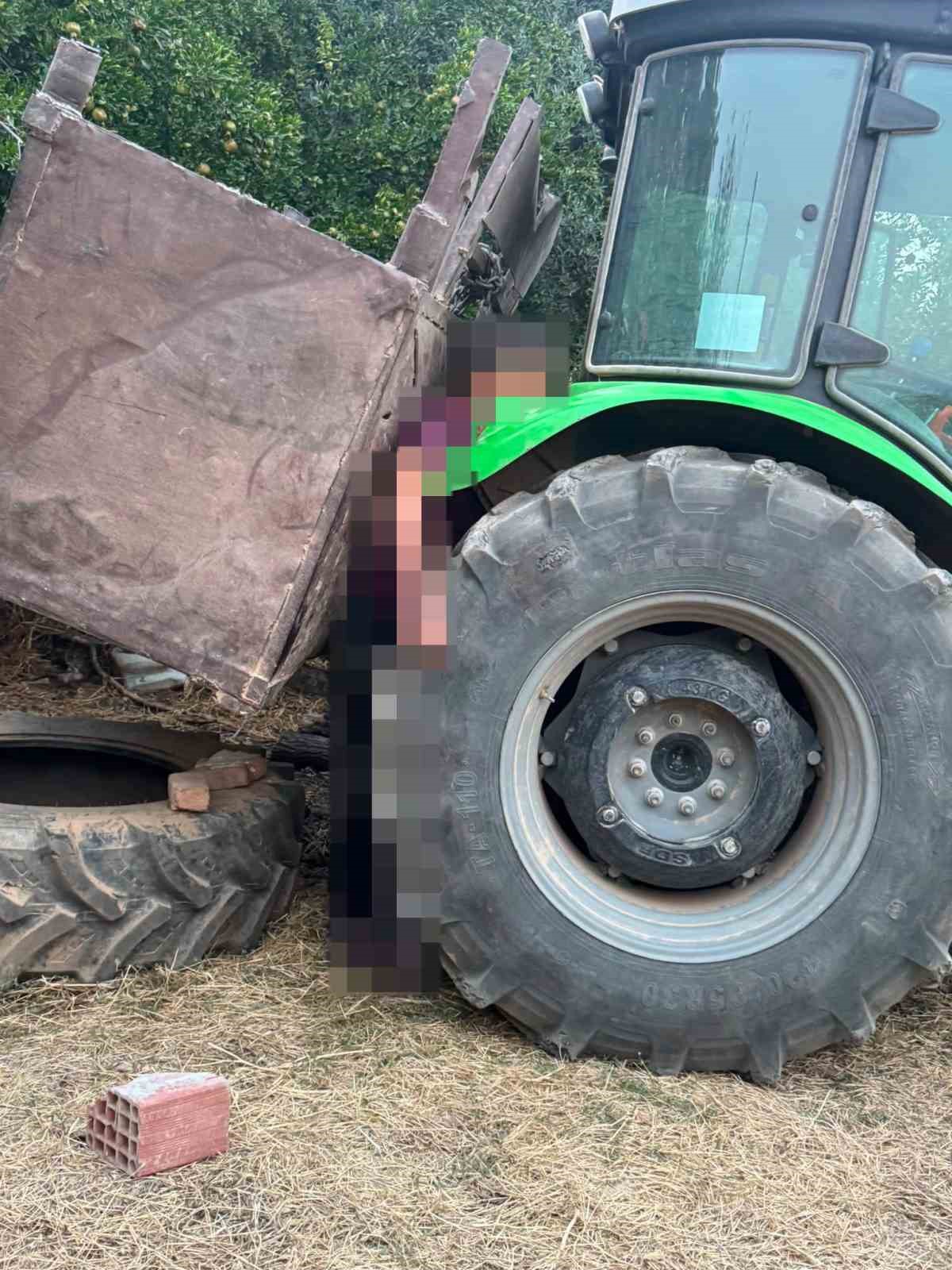 TRAKTÖR İLE RÖMORK ARASINA SIKIŞAN ORMAN İŞÇİSİ HAYATINI KAYBETTİ