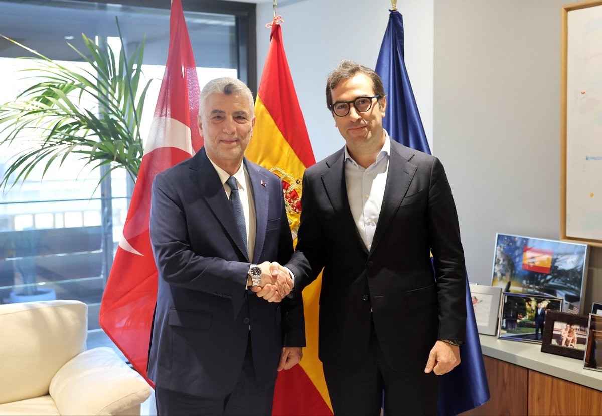 BAKAN BOLAT, İSPANYOL MEVKİDAŞI CABALLERO İLE GÖRÜŞTÜ