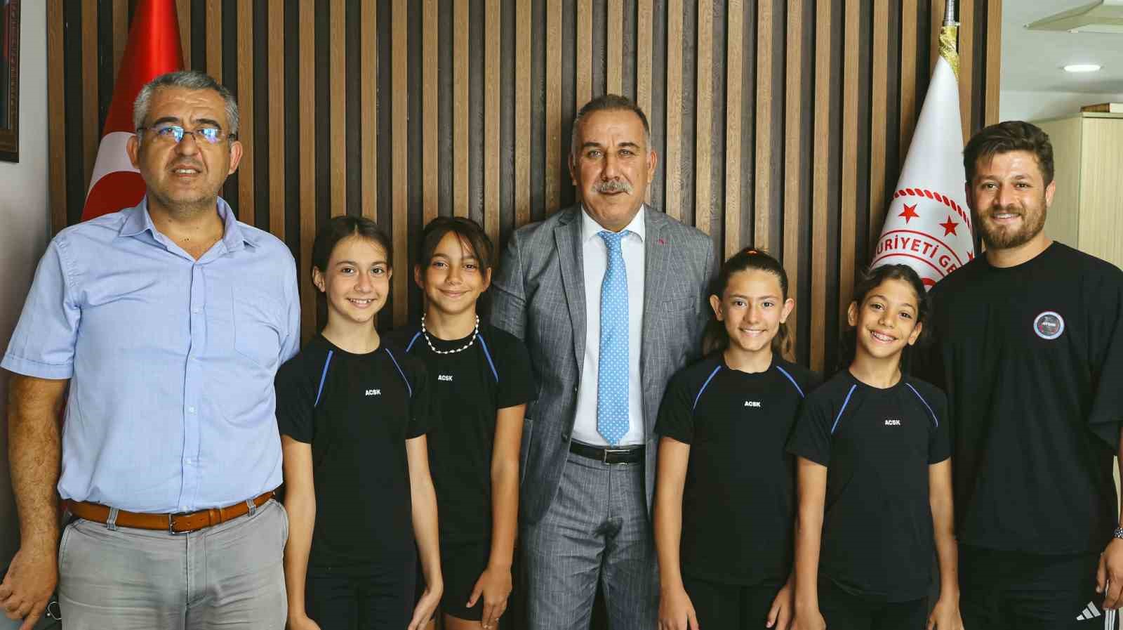 AYDIN GENÇLİK VE SPOR İL MÜDÜRÜ YIĞMATEPE BAŞARILI SPORCULARI AĞIRLADI