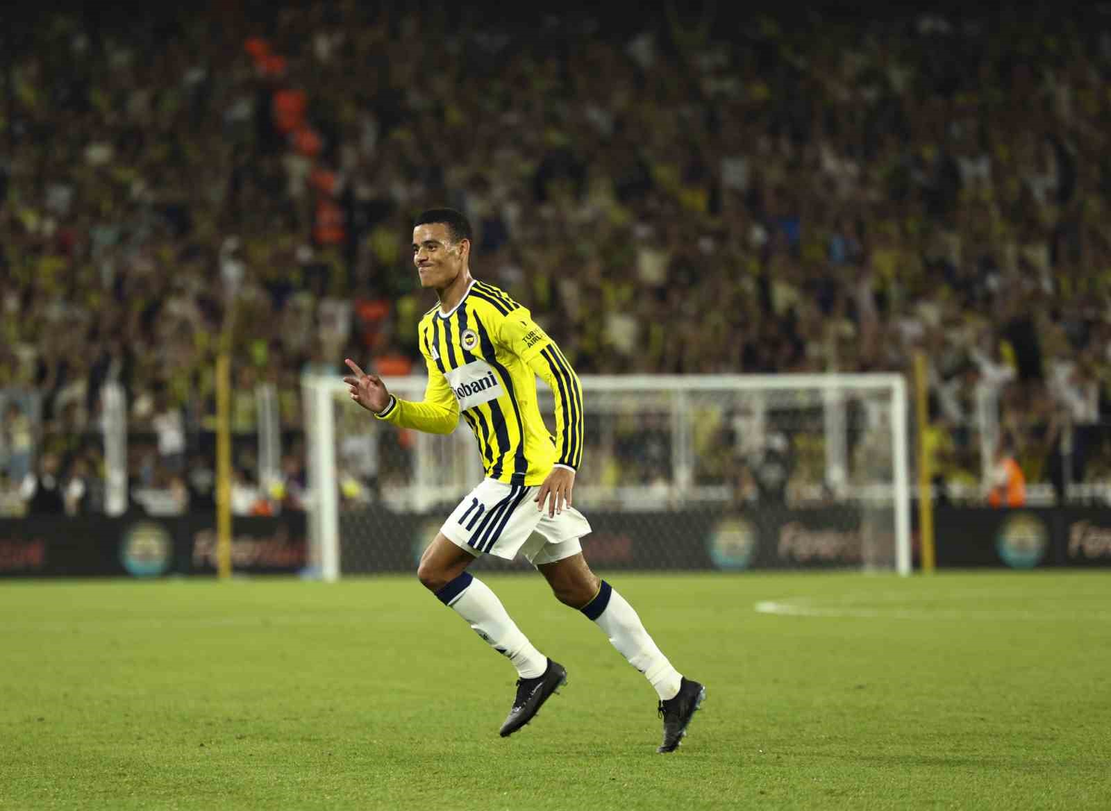 MASON GREENWOOD, İLK GOLÜNÜ ATTI