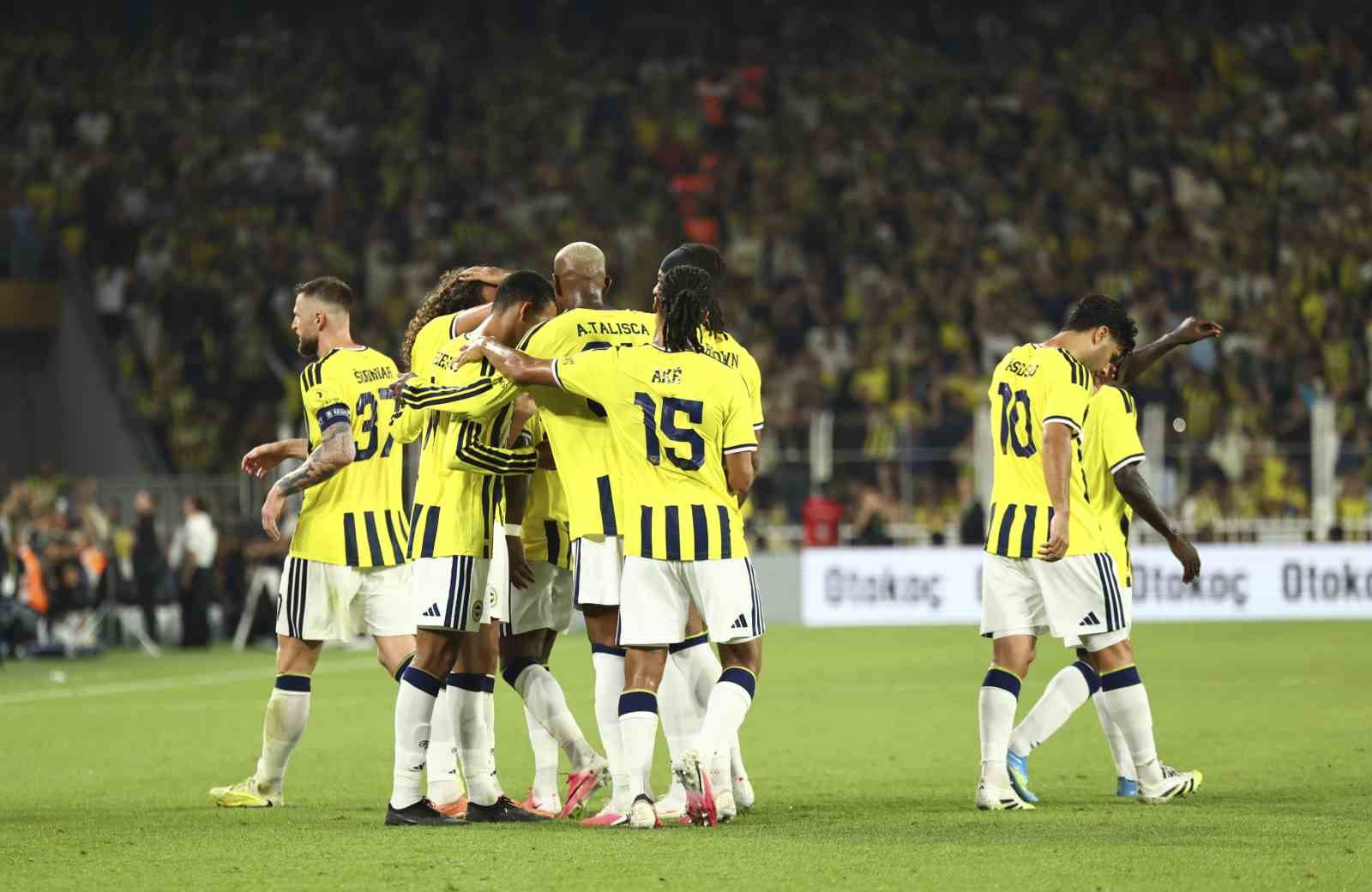 FENERBAHÇE TUR İÇİN AVANTAJI YAKALADI