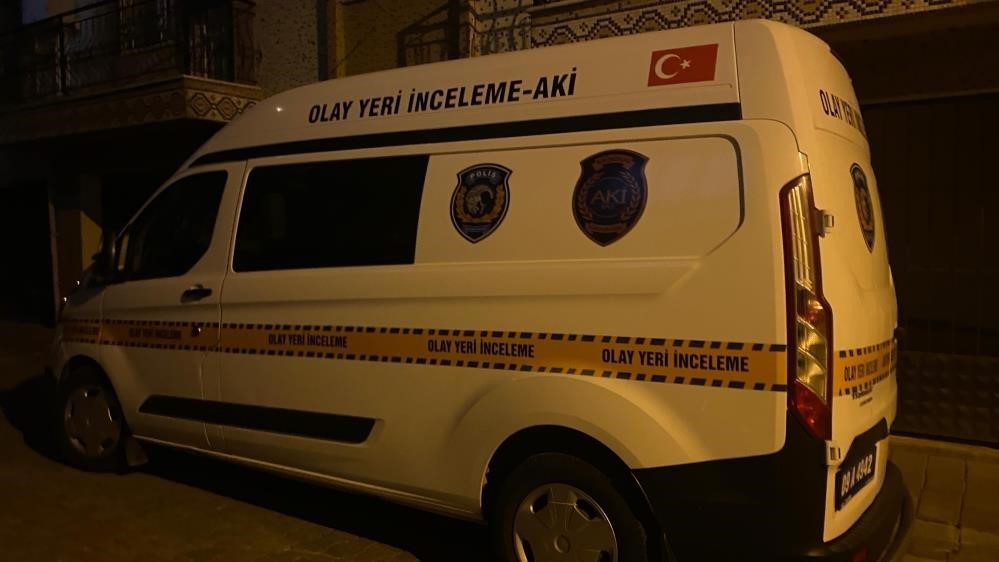 KOMŞULARI ŞÜPHESİNDE HAKLI ÇIKTI, EVİNDE ÖLÜ BULUNDU
