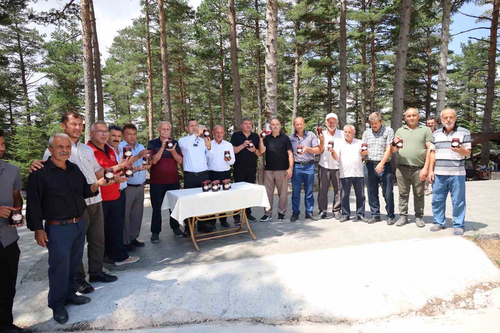 ALAÇAM ÇİLEĞİ REÇEL OLDU: HEDEF COĞRAFİ İŞARET VE TÜRKİYE PAZARI