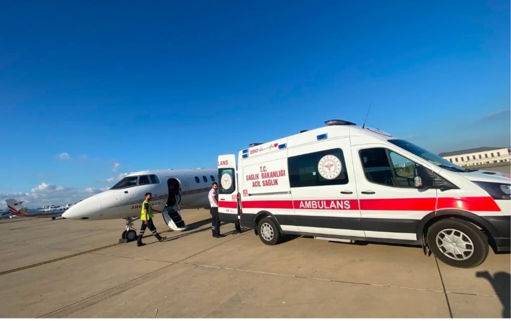 KIRKLARELİ’NDE ÖRNEK SAĞLIK KOORDİNASYONU: AĞIR YARALI HASTA HAVA AMBULANSIYLA ANKARA’YA SEVK EDİLDİ