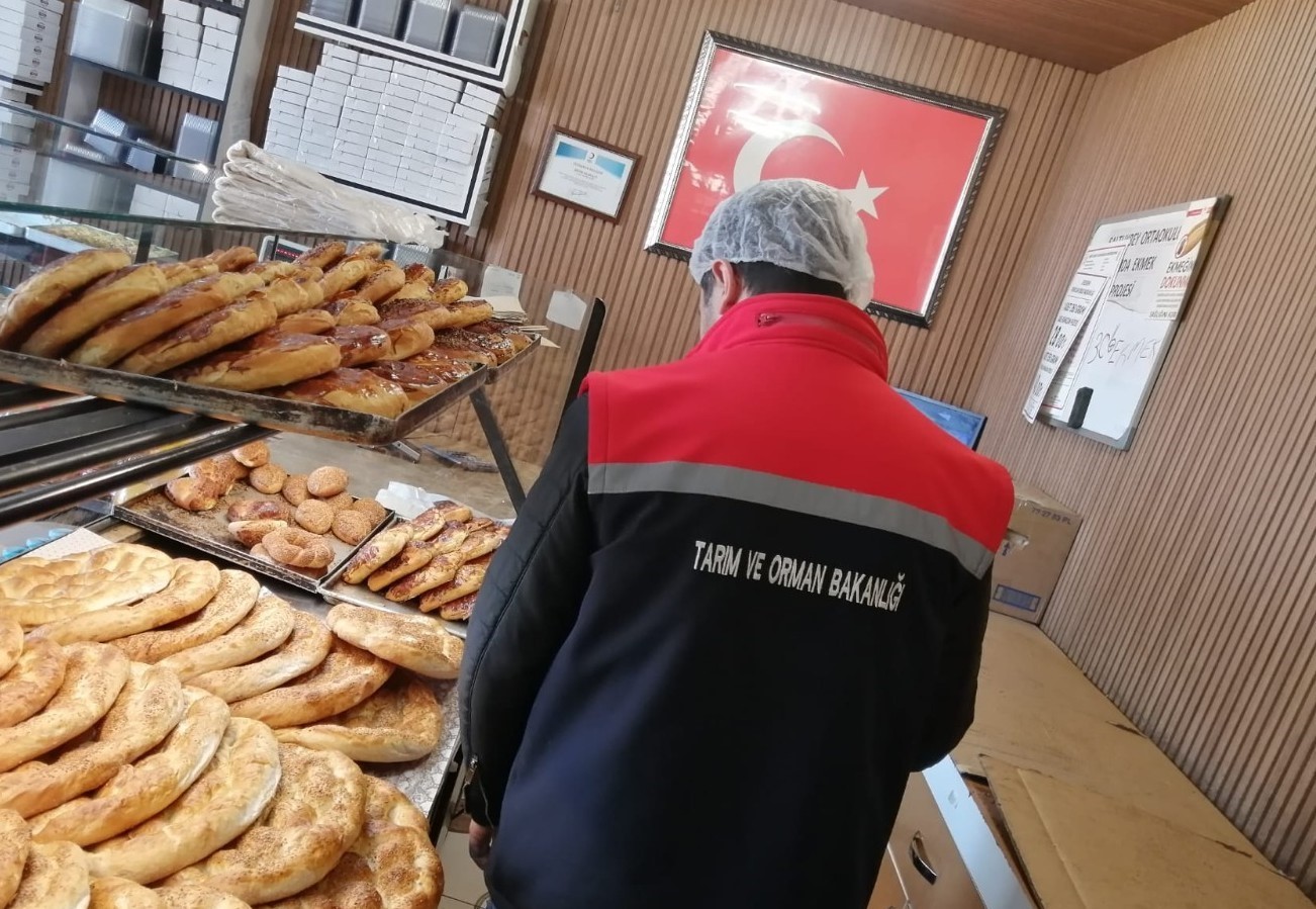 ERZURUM’DA GIDA VE YEM İŞLETMELERİNE SIKI MARKAJ