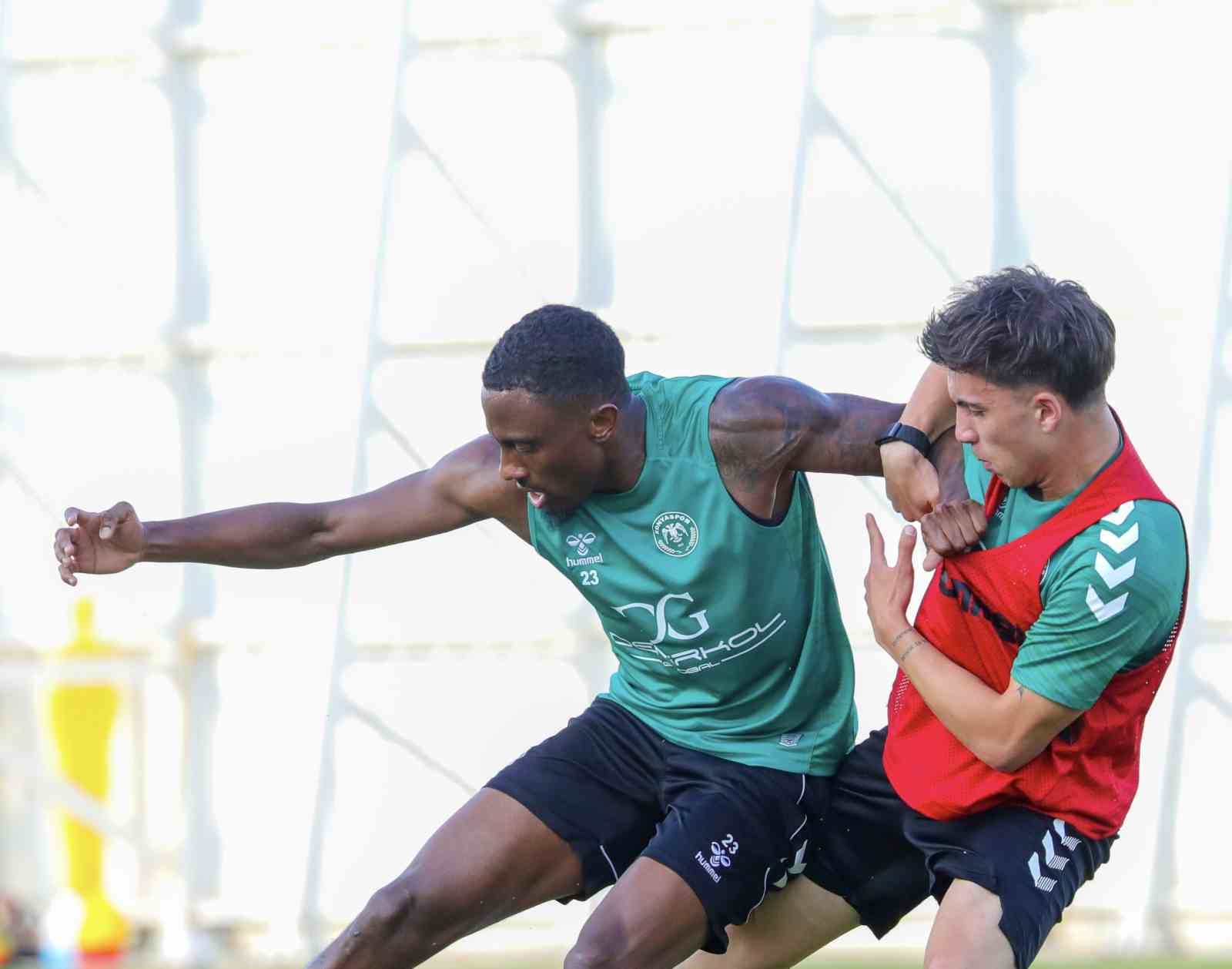 KONYASPOR, ÇAYKUR RİZESPOR MAÇI HAZIRLIKLARINI SÜRDÜRÜYOR