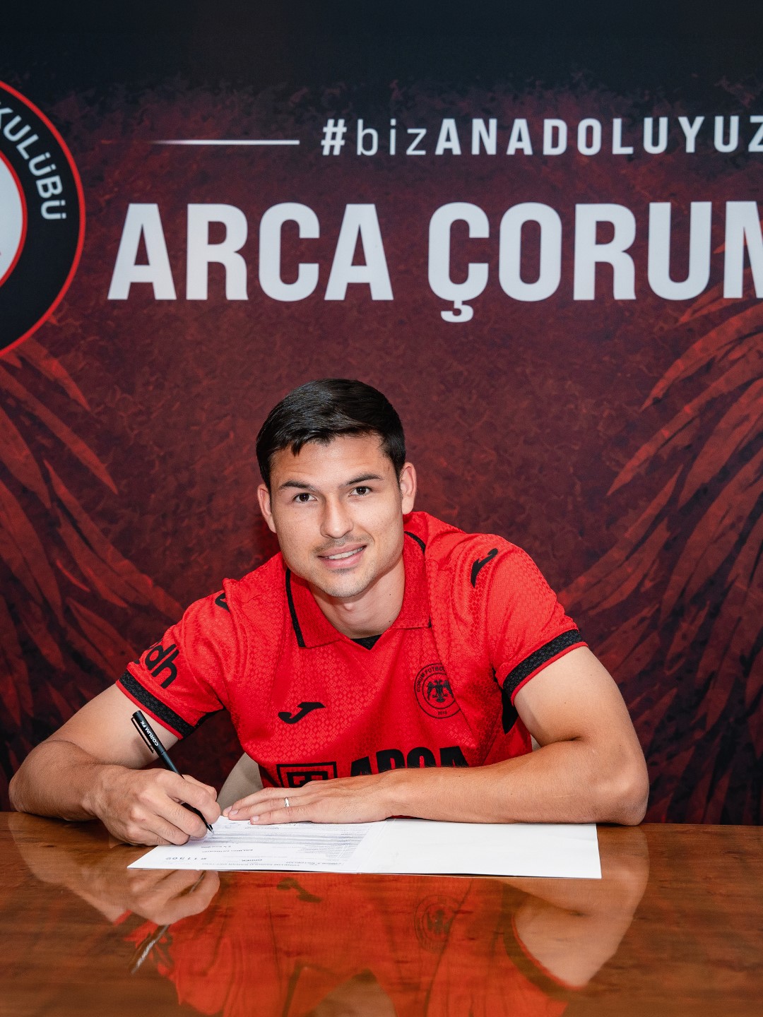 ÇORUM FK, VENEZUELALI GOLCÜ JESUS RAMİREZ’İ RENKLERİNE BAĞLADI