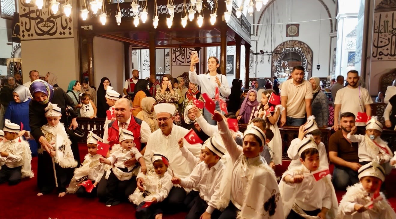 BURSA’DA 530 YILLIK SÜNNET GELENEĞİ YAŞATILDI