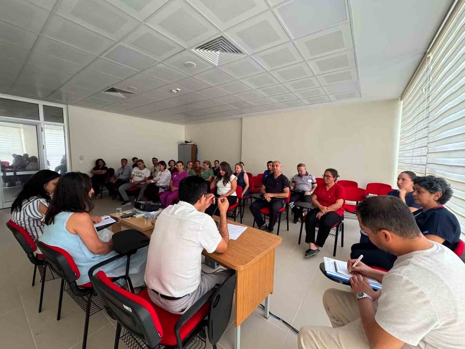GAZİPAŞA DEVLET HASTANESİ’NDE "ÇALIŞAN MEMNUNİYETİ TOPLANTISI"