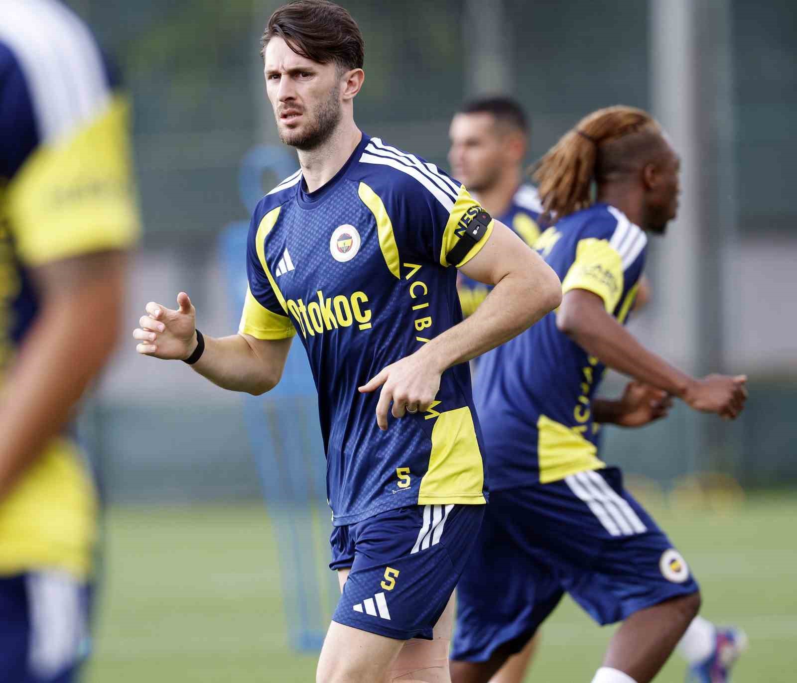 FENERBAHÇE, STURM GRAZ MAÇI HAZIRLIKLARINI SÜRDÜRDÜ
