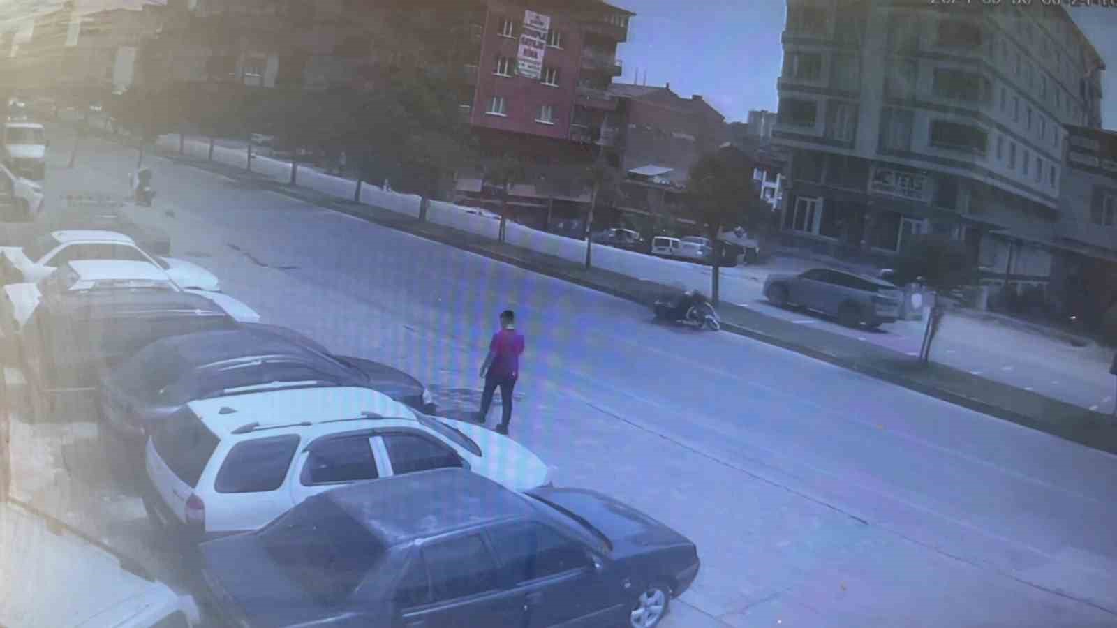ORDU’DA MOTOSİKLET DEVRİLDİ, SÜRÜCÜ YARALANDI