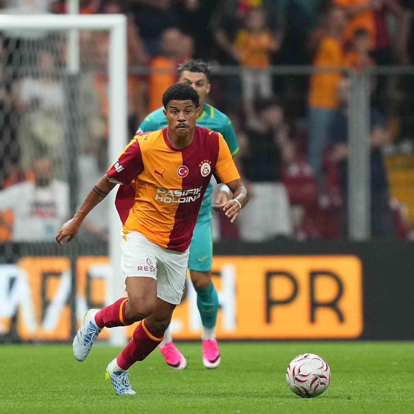 GALATASARAY, HAZIRLIK MAÇINDA VİLLARREAL’E 2-1 YENİLDİ