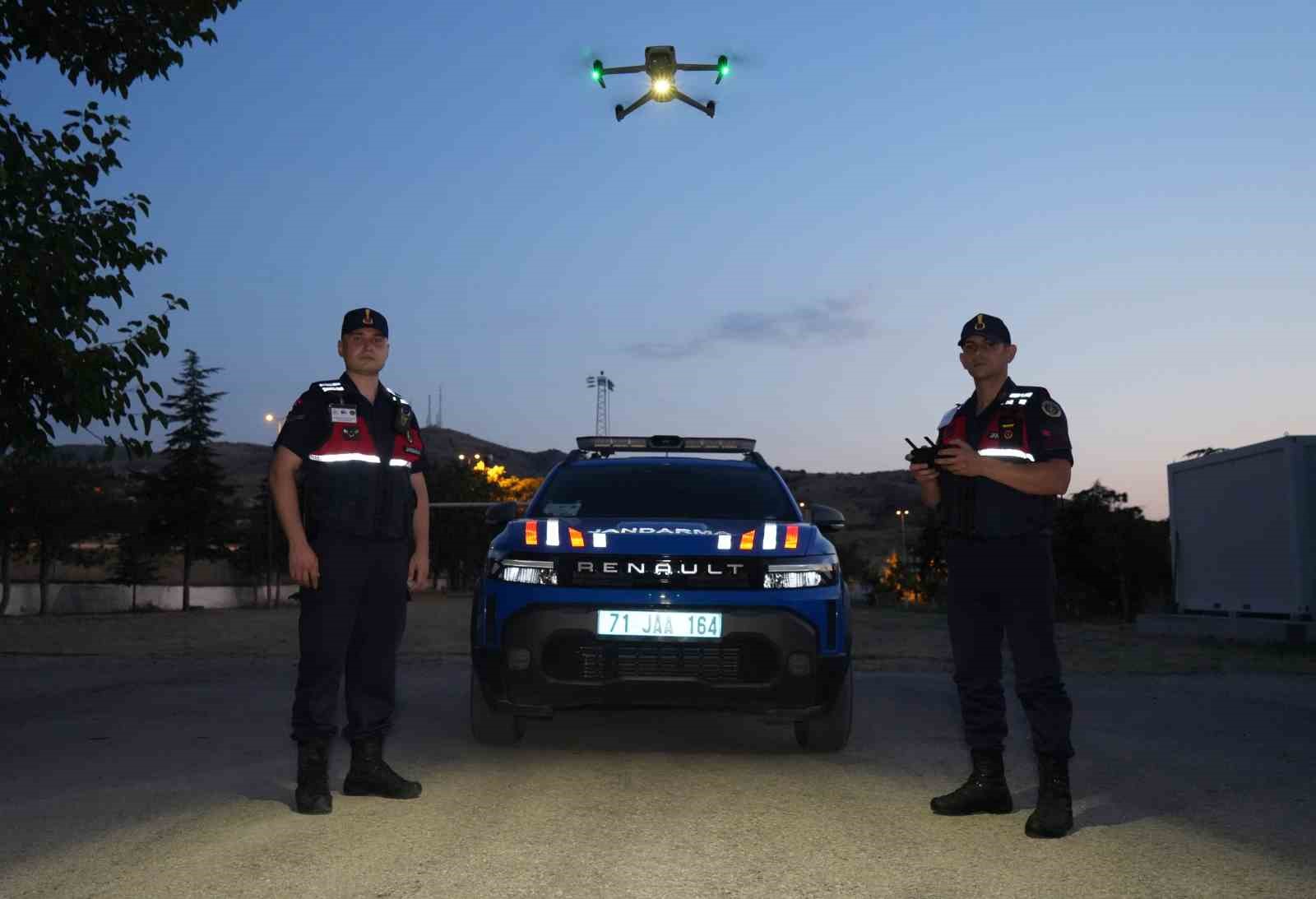 JANDARMADAN DÜĞÜN MAGANDALARINA YAKIN TAKİP: DRONLAR DEVREDE