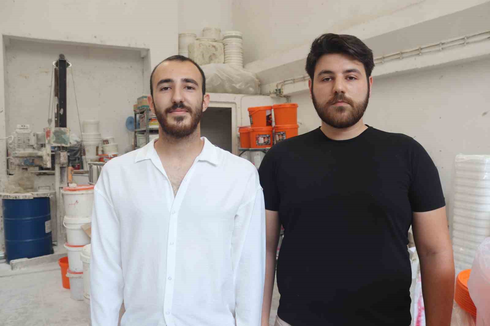 GELİŞTİRDİKLERİ ENERJİ TASARRUFLU BOYALARLA EĞİTİME DESTEK OLUYORLAR
