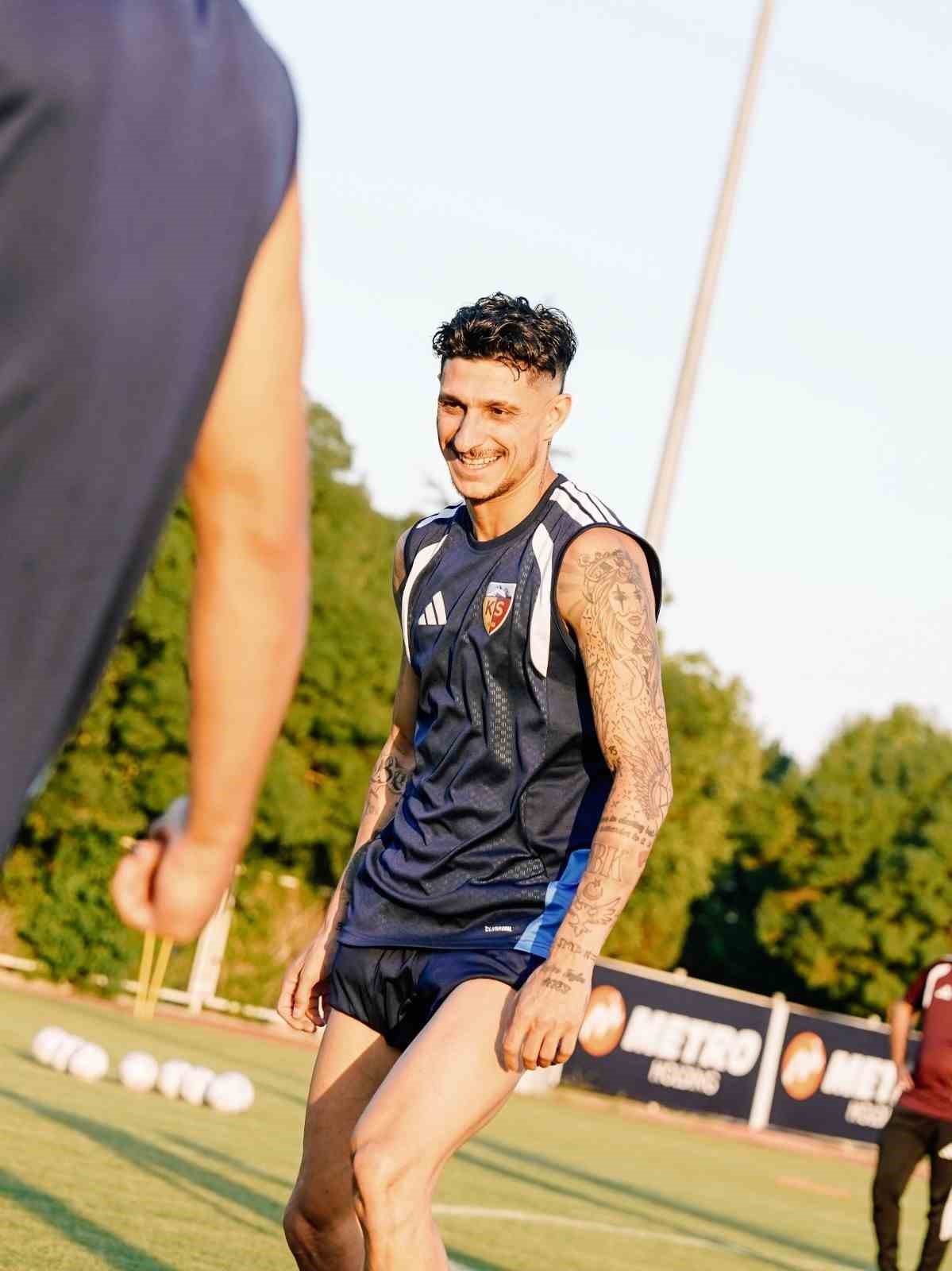 KAYSERİSPOR’DA FORMA NUMARALARI BELLİ OLDU