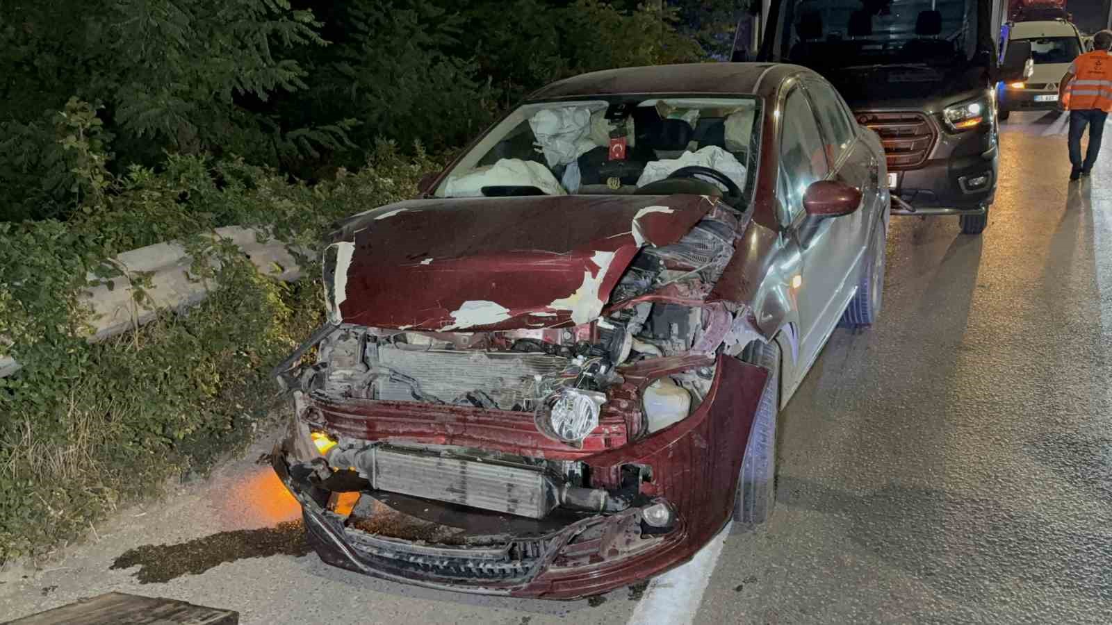 SAMSUN’DA 4 ARAÇLI ZİNCİRLEME KAZA: 5 YARALI