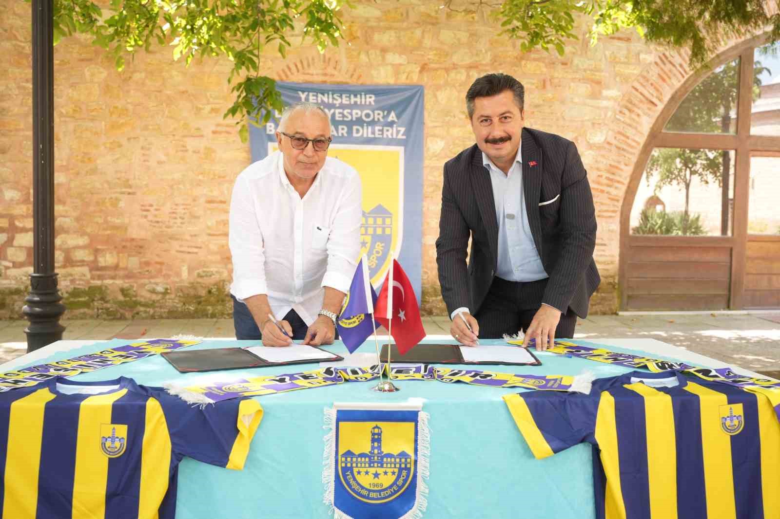 YENİŞEHİR BELEDİYESPOR, TEKNİK DİREKTÖR SAİT ULVİ ÖZDEMİR İLE ANLAŞTI