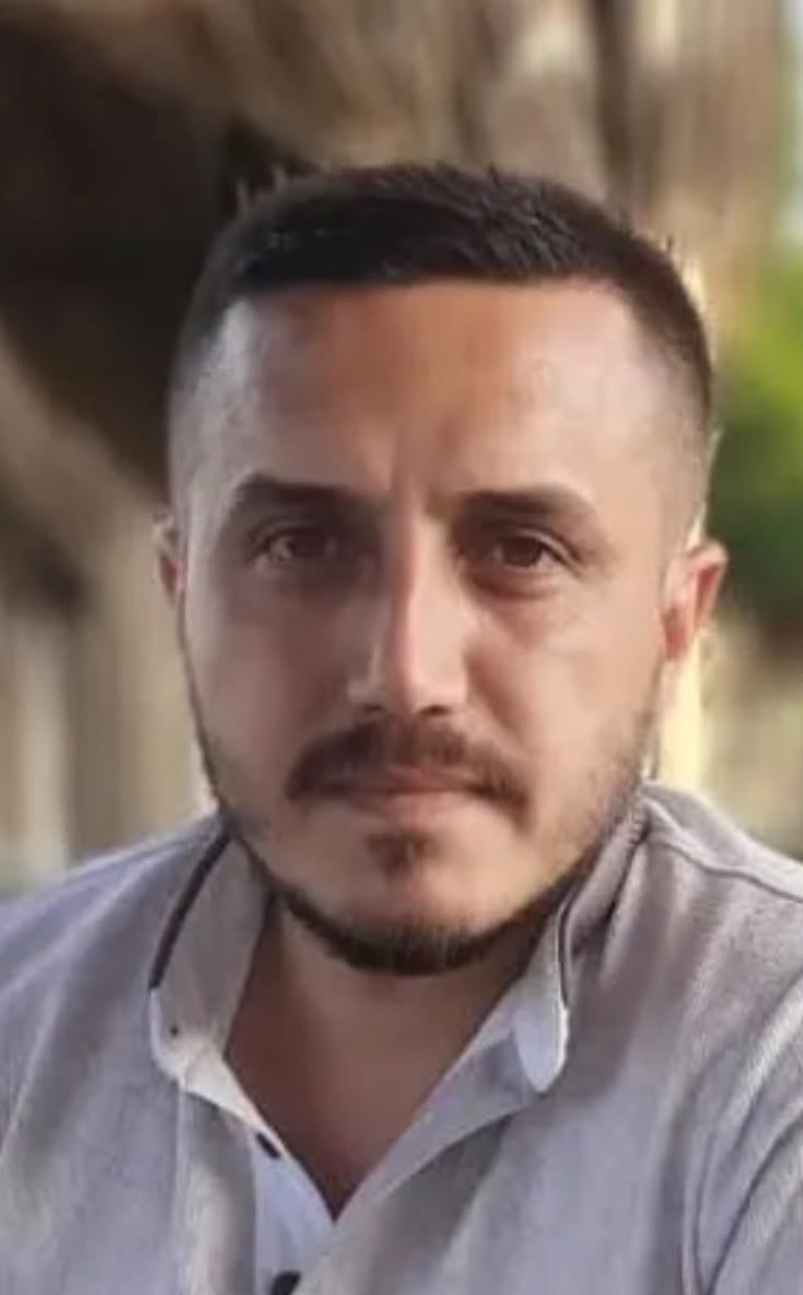 BEŞİNCİ KATTAN ATLAYAN ADAM KALDIRILDIĞI HASTANEDE ÖLDÜ