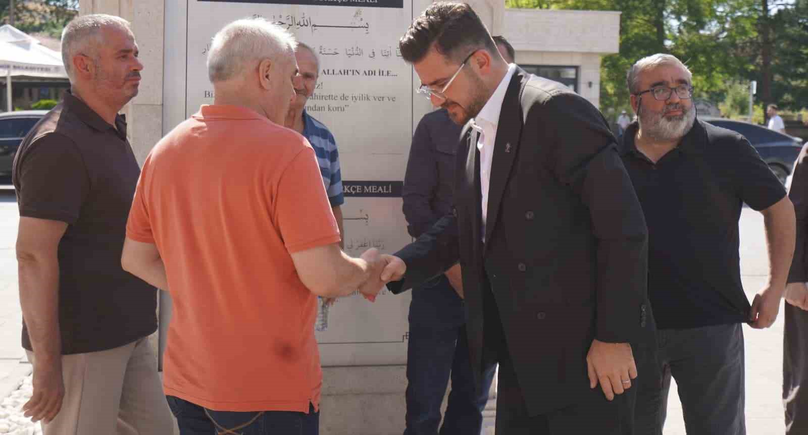 BAŞKAN OKANDAN: "KURULUŞUMUZDAN BUGÜNE KADAR DAVAMIZA VE MİLLETİMİZE HİZMET ETMİŞ TÜM KARDEŞLERİMİZİ ŞÜKRANLA ANIYORUZ"