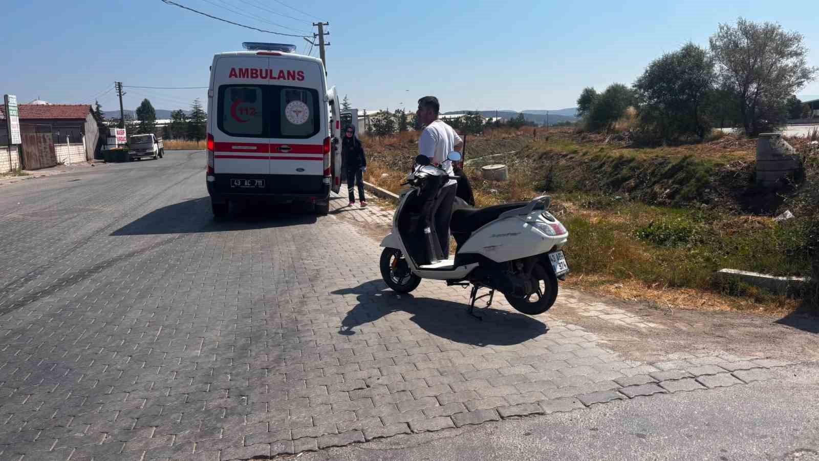 MOTOSİKLET TAKLA ATTI, SÜRÜCÜSÜ YARALANDI
