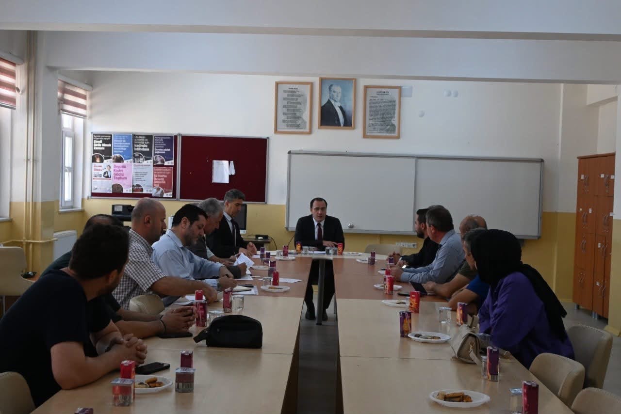 ÇAY’DA ’HAYAT BOYU ÖĞRENME KOMİSYONU TOPLANTISI’ YAPILDI