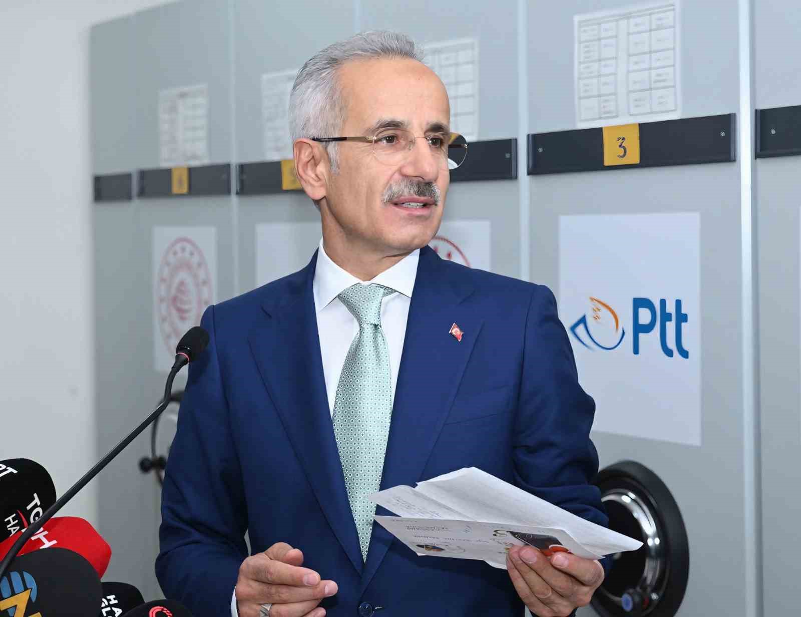 BAKAN URALOĞLU: "POSTA VE KARGO GÖNDERİ SAYISI 210 MİLYONA ULAŞTI"