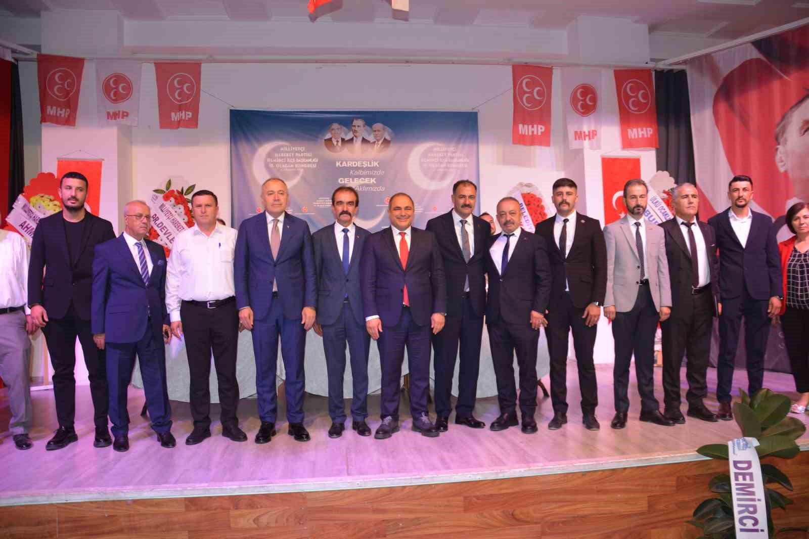 MHP DEMİRCİ İLÇE BAŞKANLIĞINA VEYSEL ÇINAR SEÇİLDİ