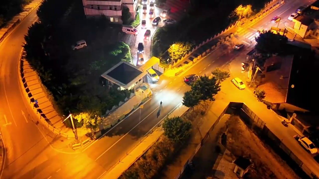İSTANBUL’UN FARKLI İLÇELERİNDE YAPILAN UYUŞTURUCU OPERASYONUNDA 16 ŞÜPHELİ YAKALANDI