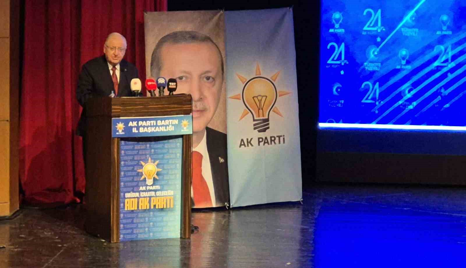 BAKAN GÜLER: "MİLLİ DAYANIŞMA VE TOPLUMSAL BÜTÜNLEŞMENİN GÜÇLENDİRİLMESİNE DAİR KANUN’LA ’TERÖRSÜZ TÜRKİYE’ HEDEFİNE ULAŞMAYA YÖNELİK TARİHİ BİR ADIM ATILMIŞTIR"