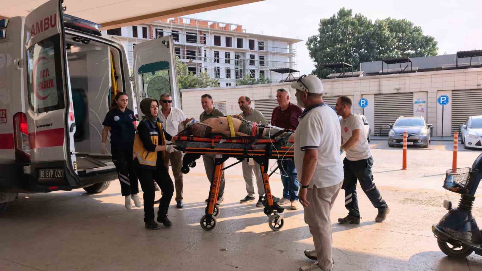 BURSA’DA FECİ TRAKTÖR KAZASI: TRAKTÖR 50 METRELİK UÇURUMA YUVARLANDI