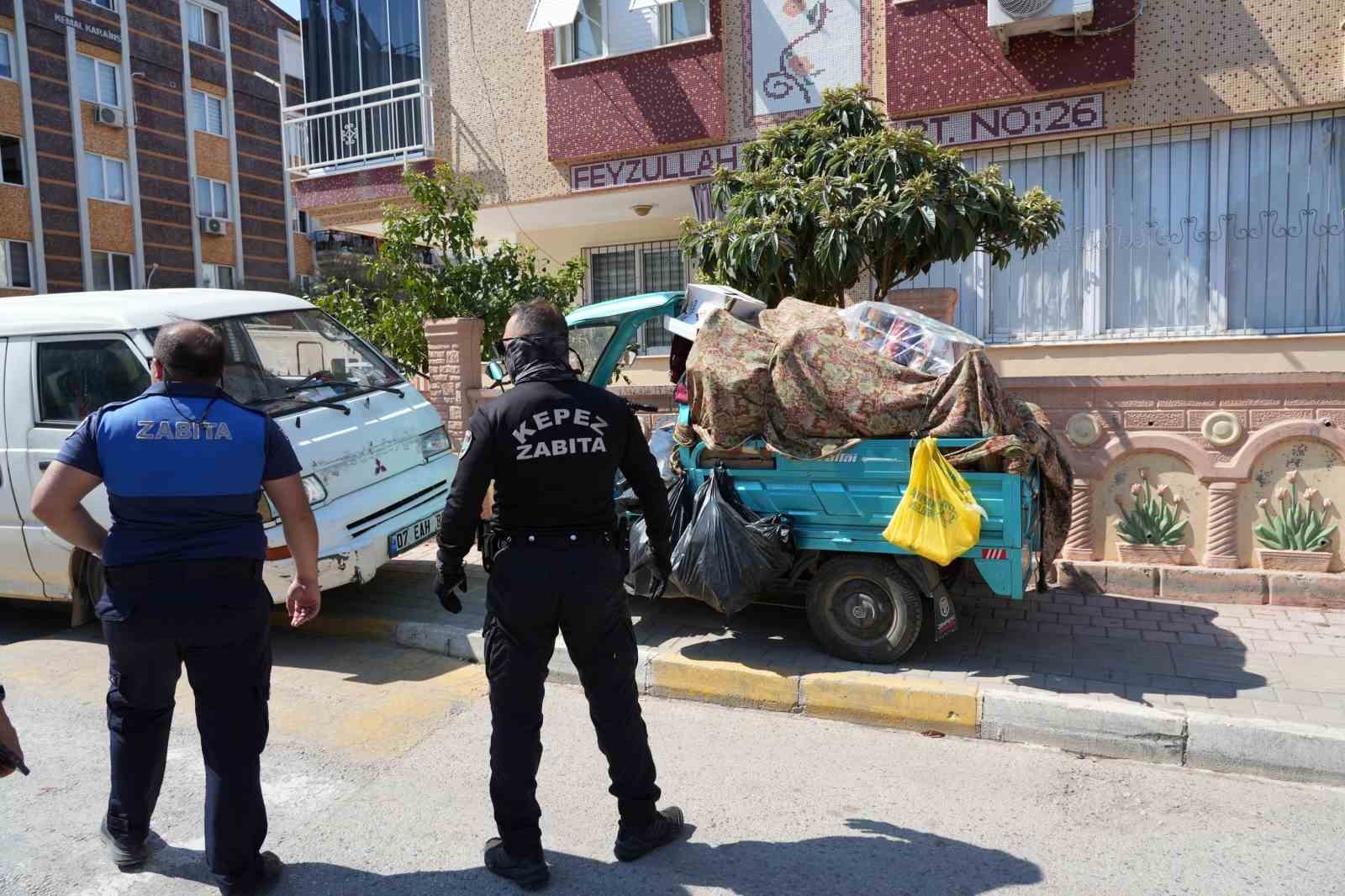 KEPEZ’DE KAMU ALANLARININ İŞGALİNE GEÇİT YOK