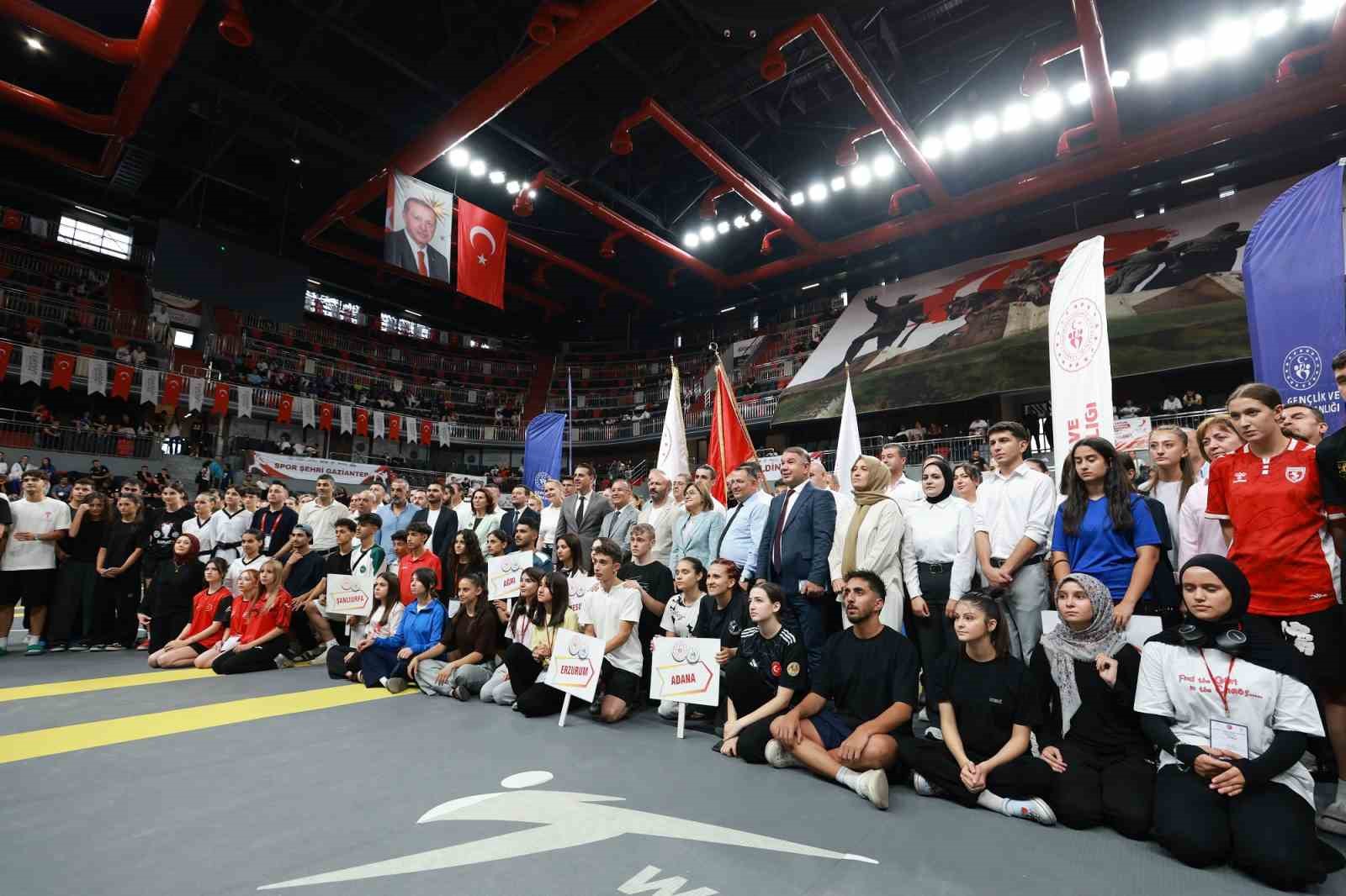 TÜRKİYE KULÜPLER TAEKWONDO ŞAMPİYONASI GAZİANTEP’TE BAŞLADI