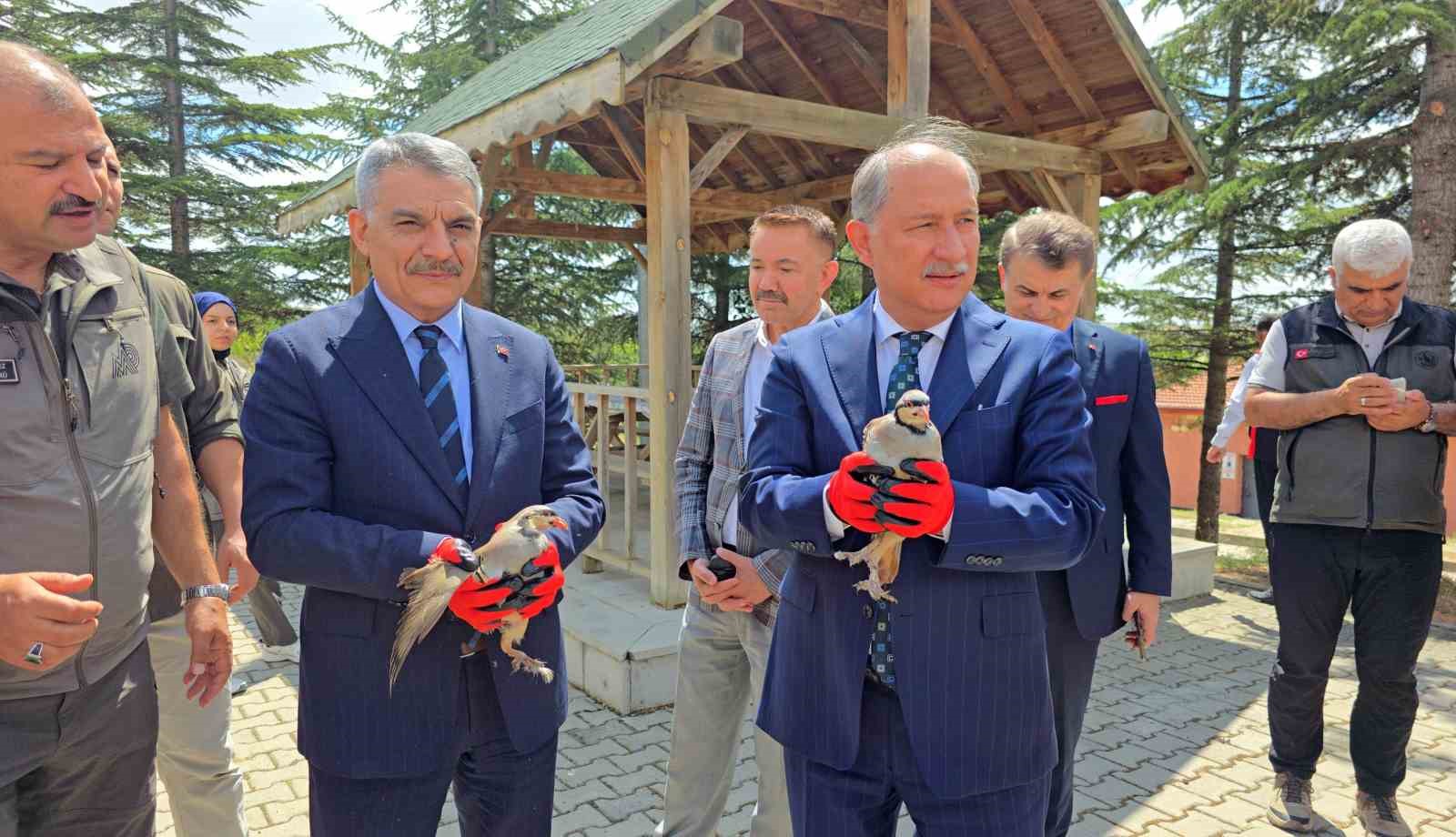 BAKAN YARDIMCISI POLAT, 10 BİN KEKLİK KAPASİTELİ TESİSİ İNCELEDİ