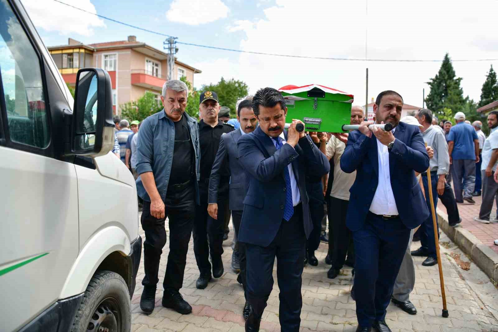 KIBRIS GAZİSİ HİDAYET DÜZEN SON YOLCULUĞUNA UĞURLANDI