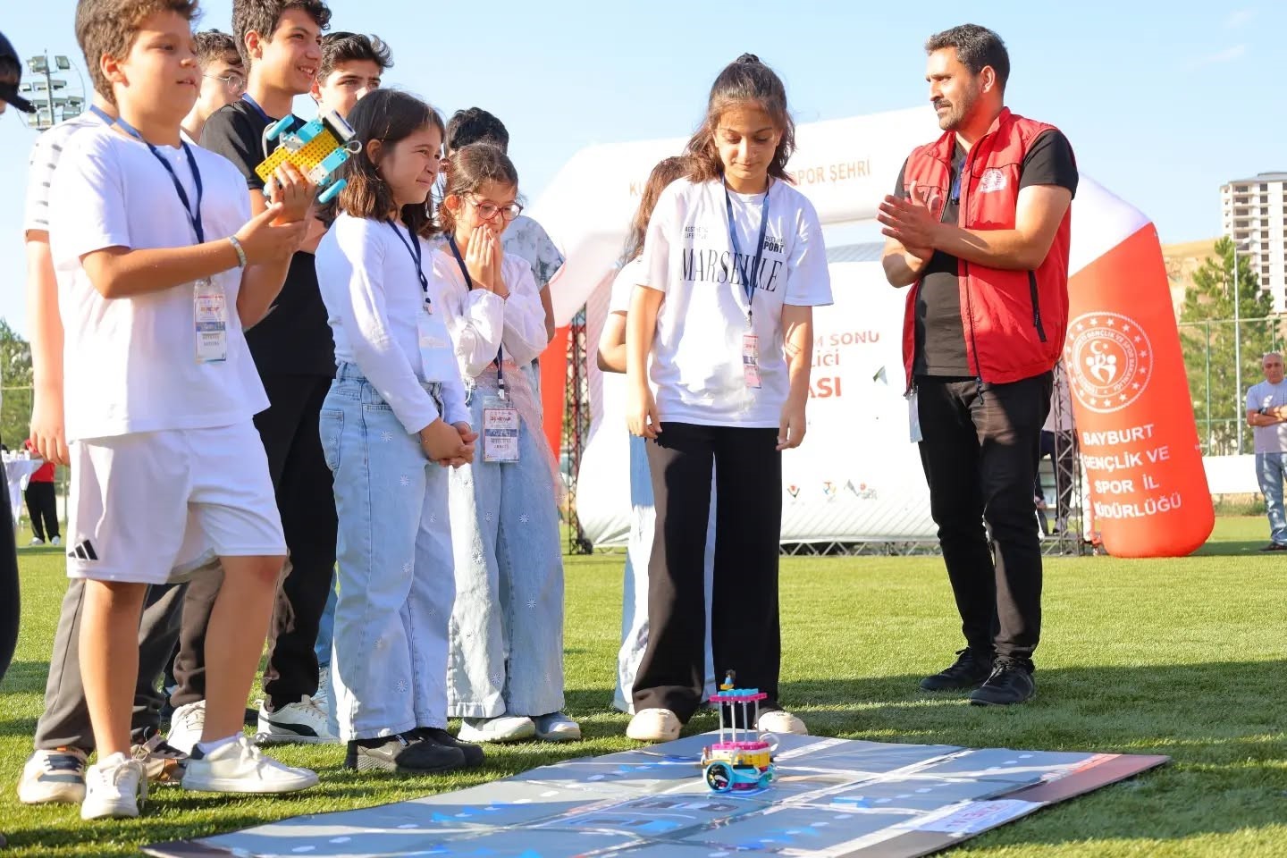 BAYBURT’TA GENÇLİK FESTİVALİ VE DENEYAP KAPANIŞI