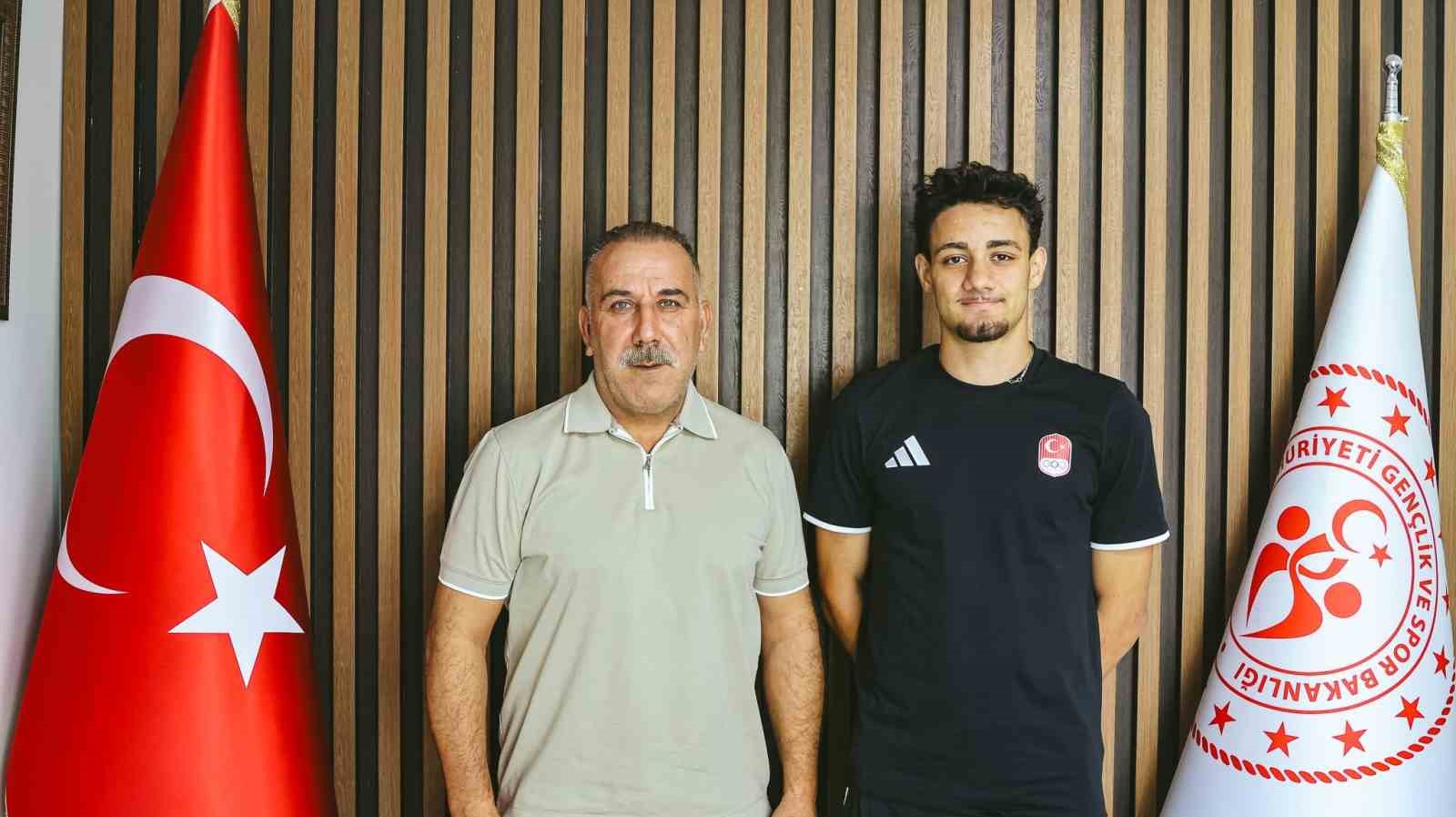 AYDIN GENÇLİK VE SPOR İL MÜDÜRÜ YIĞMATEPE, DÜNYA 7’NCİSİ MİLLİ SPORCUYU AĞIRLADI