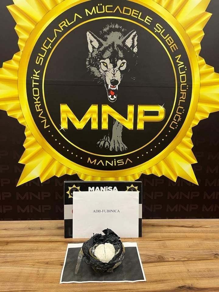 MANİSA’DA 532 GRAM SENTETİK UYUŞTURUCU ELE GEÇİRİLDİ