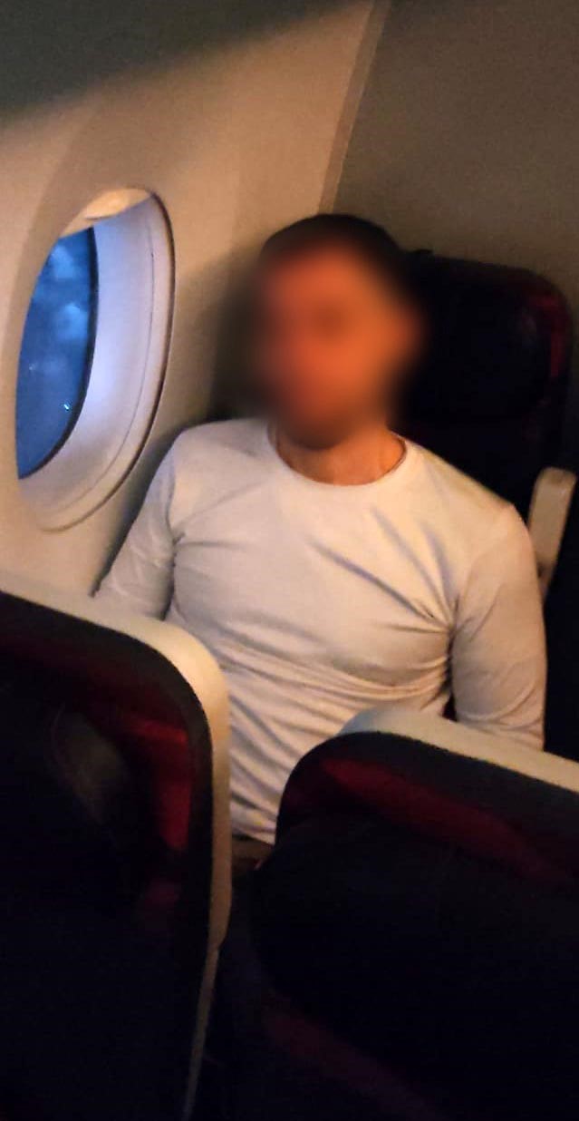 ORGANİZE SUÇ ÖRGÜTÜ ELEBAŞI SERKAN KURTULUŞ ARJANTİN’DEN TÜRKİYE’YE GETİRİLİYOR