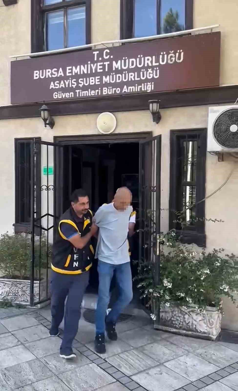 "TANIMAZLAR" DEDİ, POLİS SAÇTAN DEĞİL DOSYADAN TANIDI