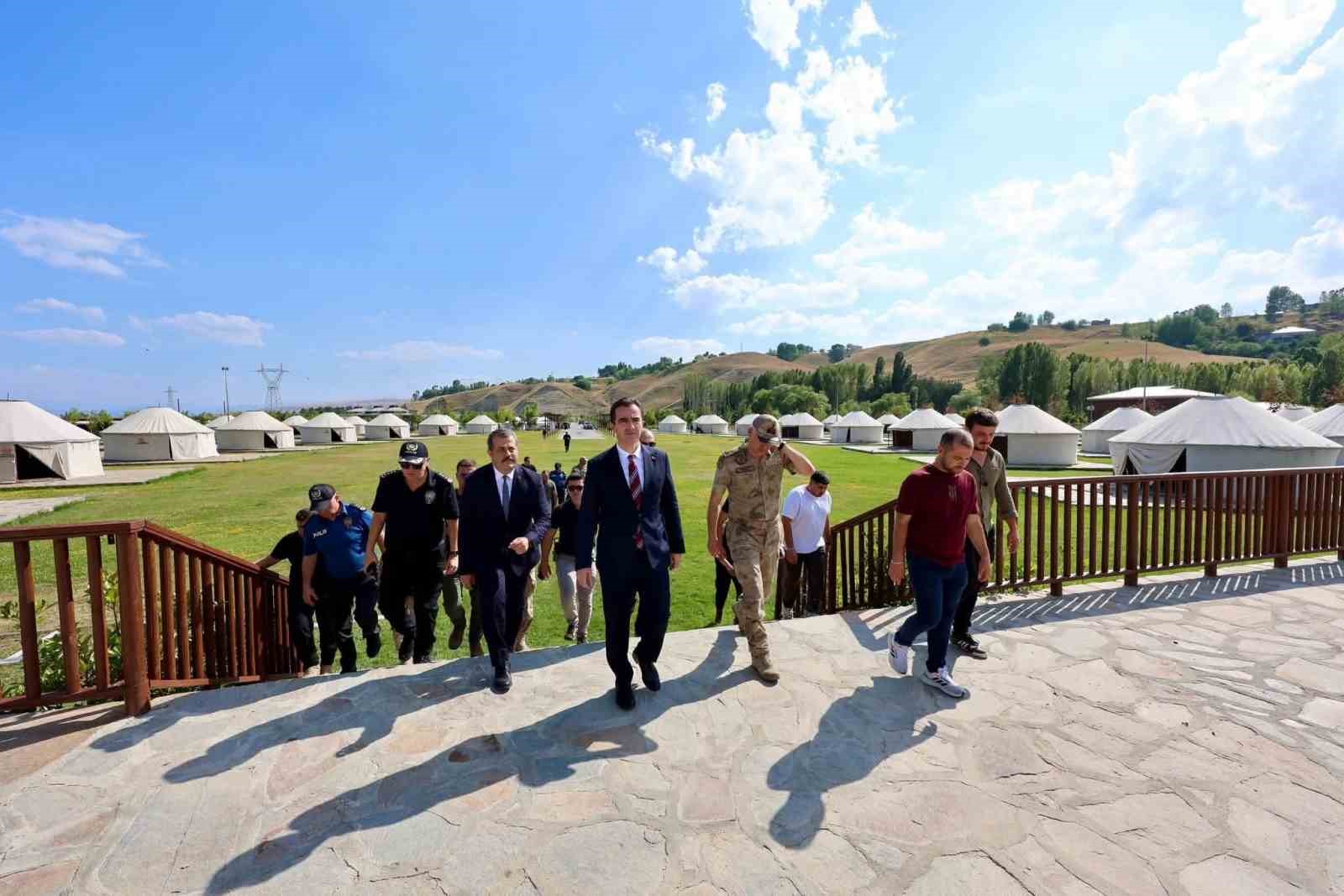 AHLAT, MALAZGİRT ZAFERİ’NİN 955. YIL DÖNÜMÜ ETKİNLİKLERİNE HAZIRLANIYOR
