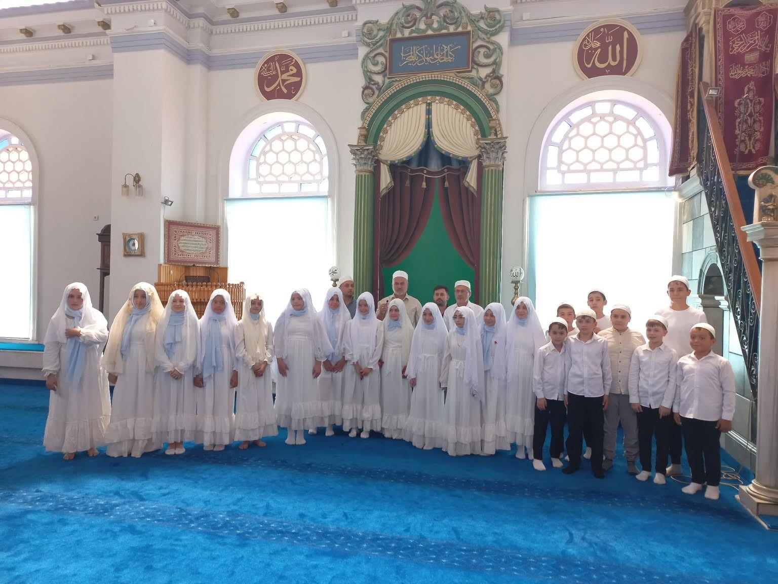 BURHANİYE’DE YAZ KUR’AN KURSUNDA HATİM TÖRENİ YAPILDI