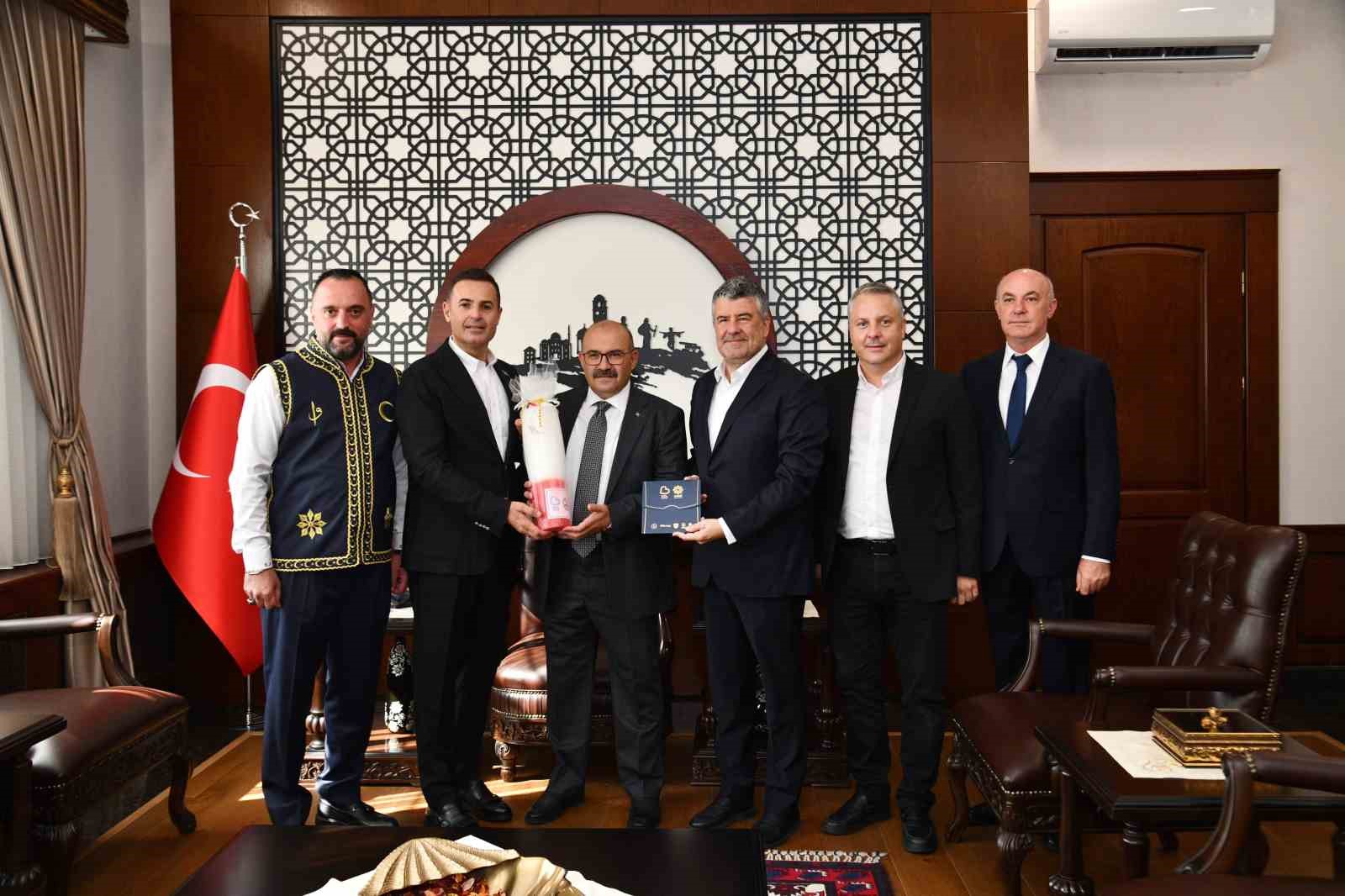 66. KURTDERELİ MEHMET PEHLİVAN YAĞLI GÜREŞLERİ İÇİN GERİ SAYIM BAŞLADI