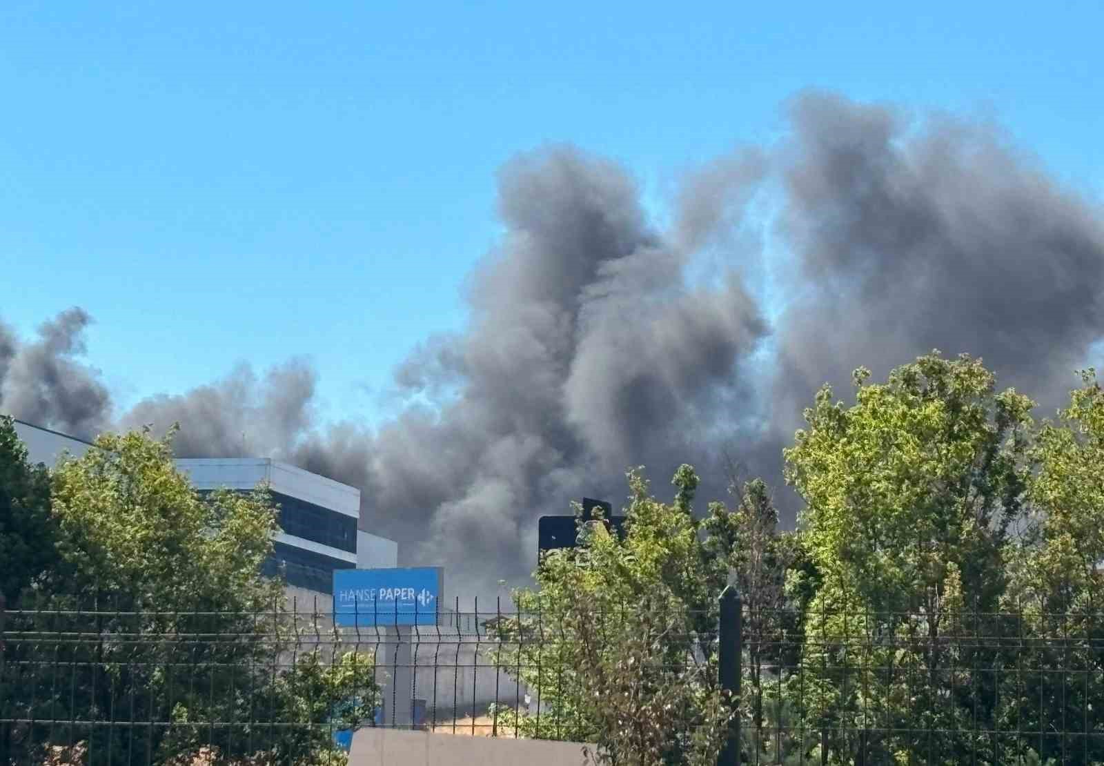ANKARA’DA DEPO YANGINI SÖNDÜRÜLDÜ